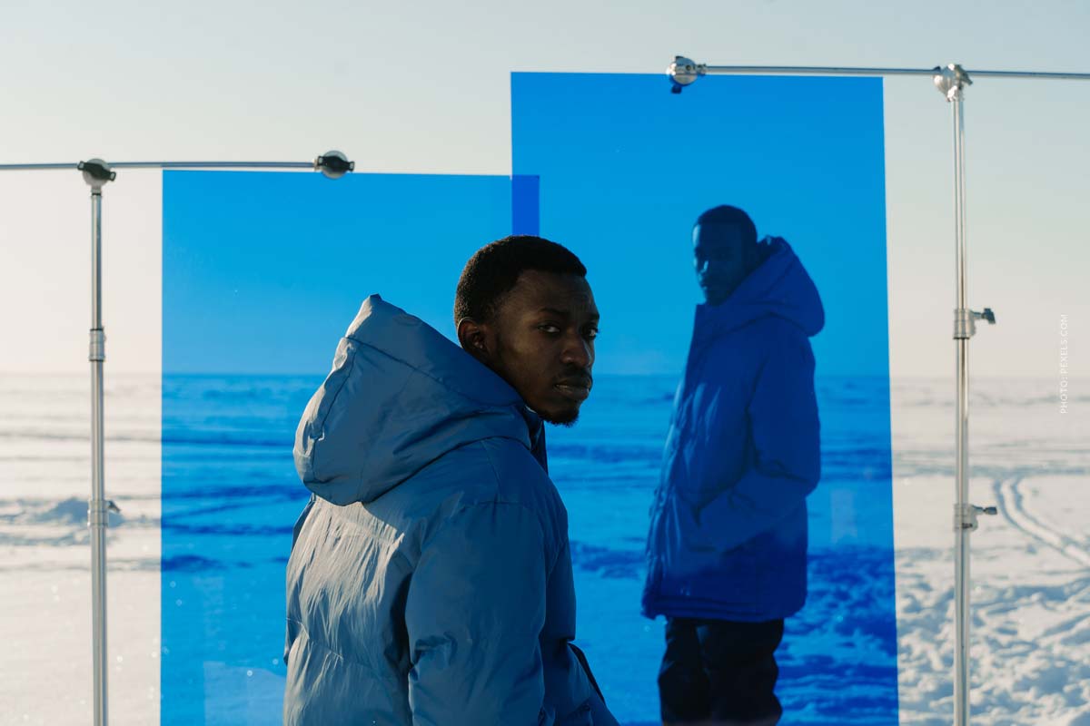 canada-goose-winter-jacket-blue-snow-cold-white-man