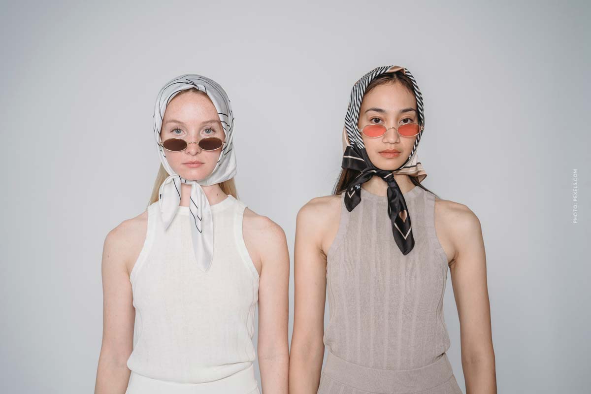 fashion-brand-designer-mango-two-women-in-nude-outfits